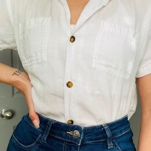 COLLAR WHITE CROP TOP